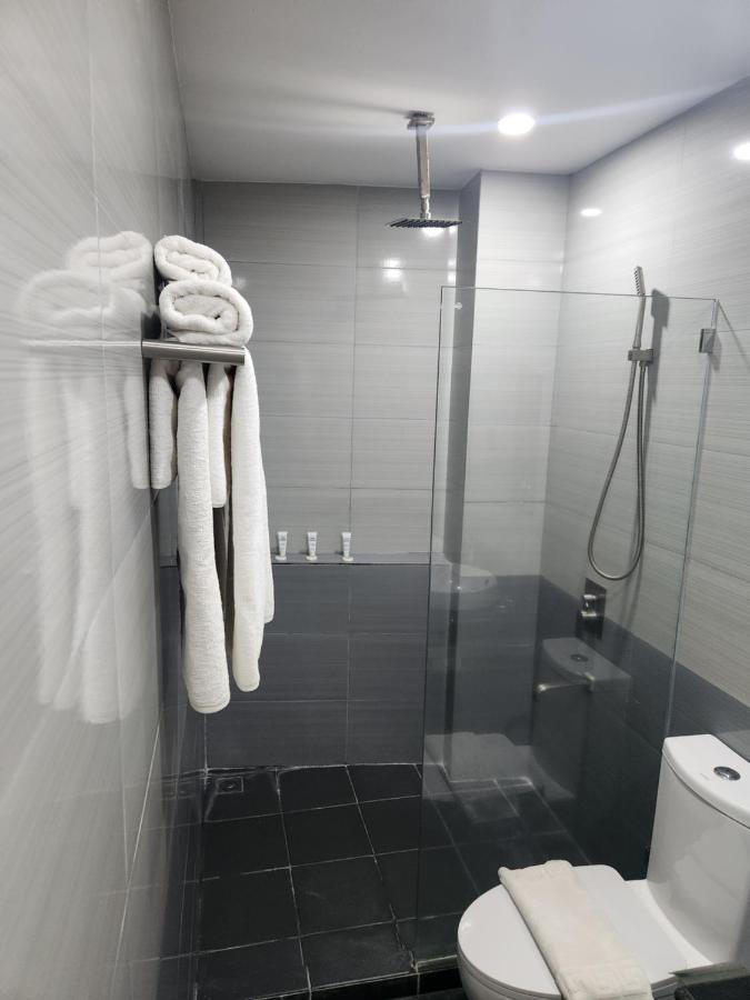Hotel Herencia 625 Daraga  エクステリア 写真