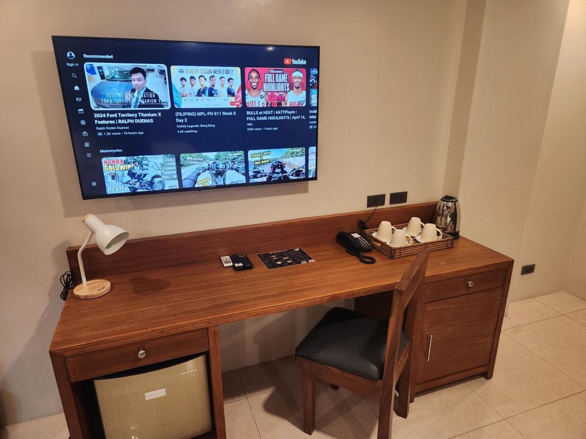 Hotel Herencia 625 Daraga  エクステリア 写真