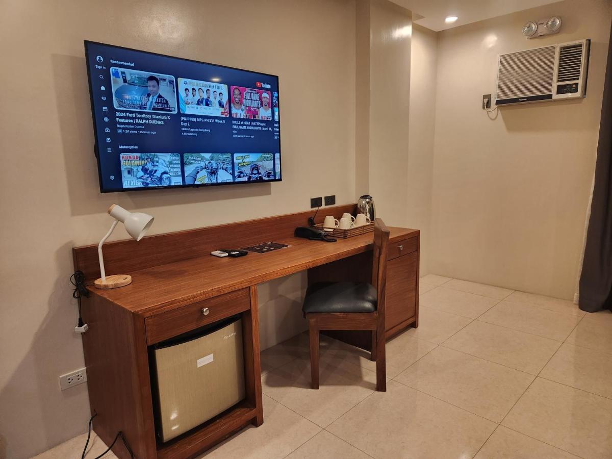 Hotel Herencia 625 Daraga  エクステリア 写真