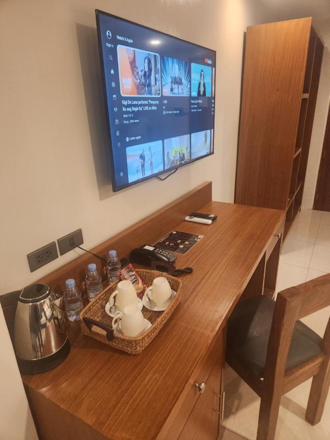 Hotel Herencia 625 Daraga  エクステリア 写真