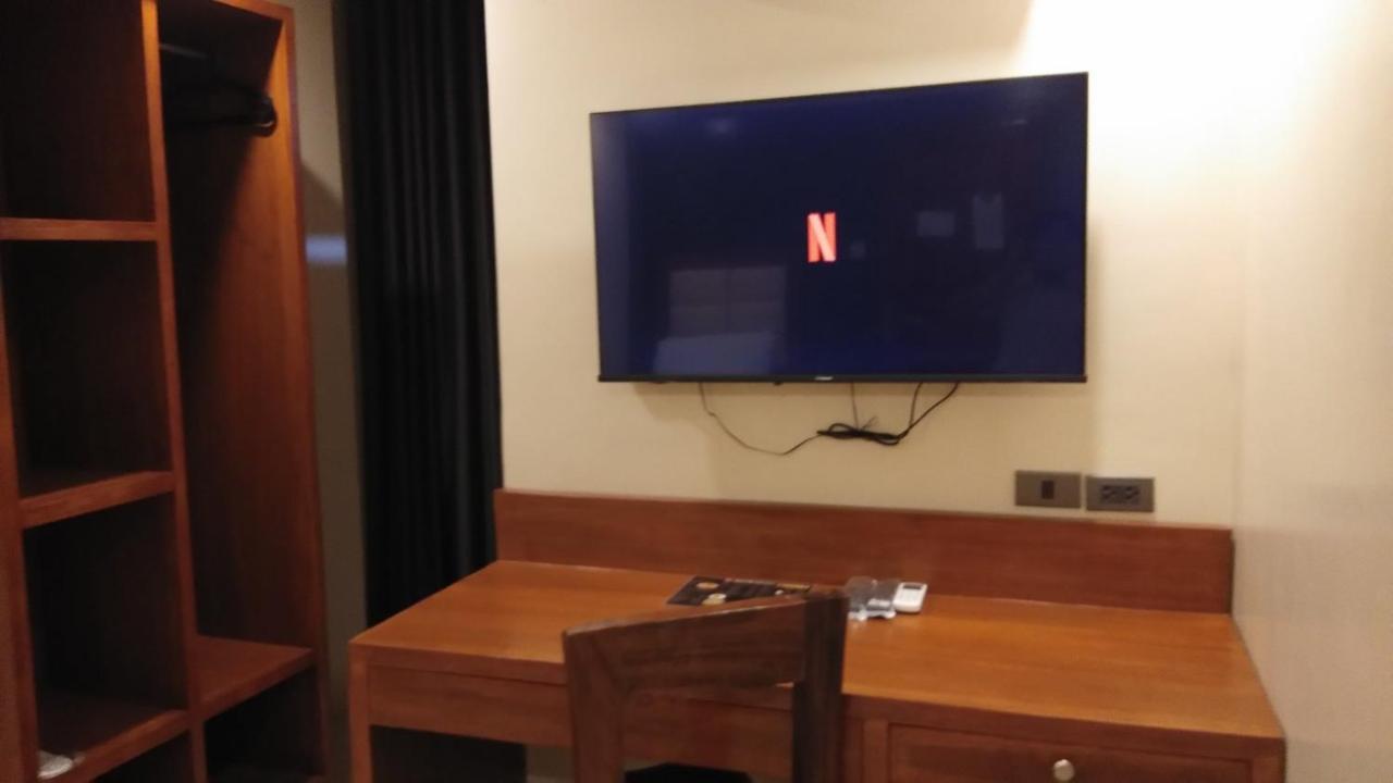 Hotel Herencia 625 Daraga  エクステリア 写真