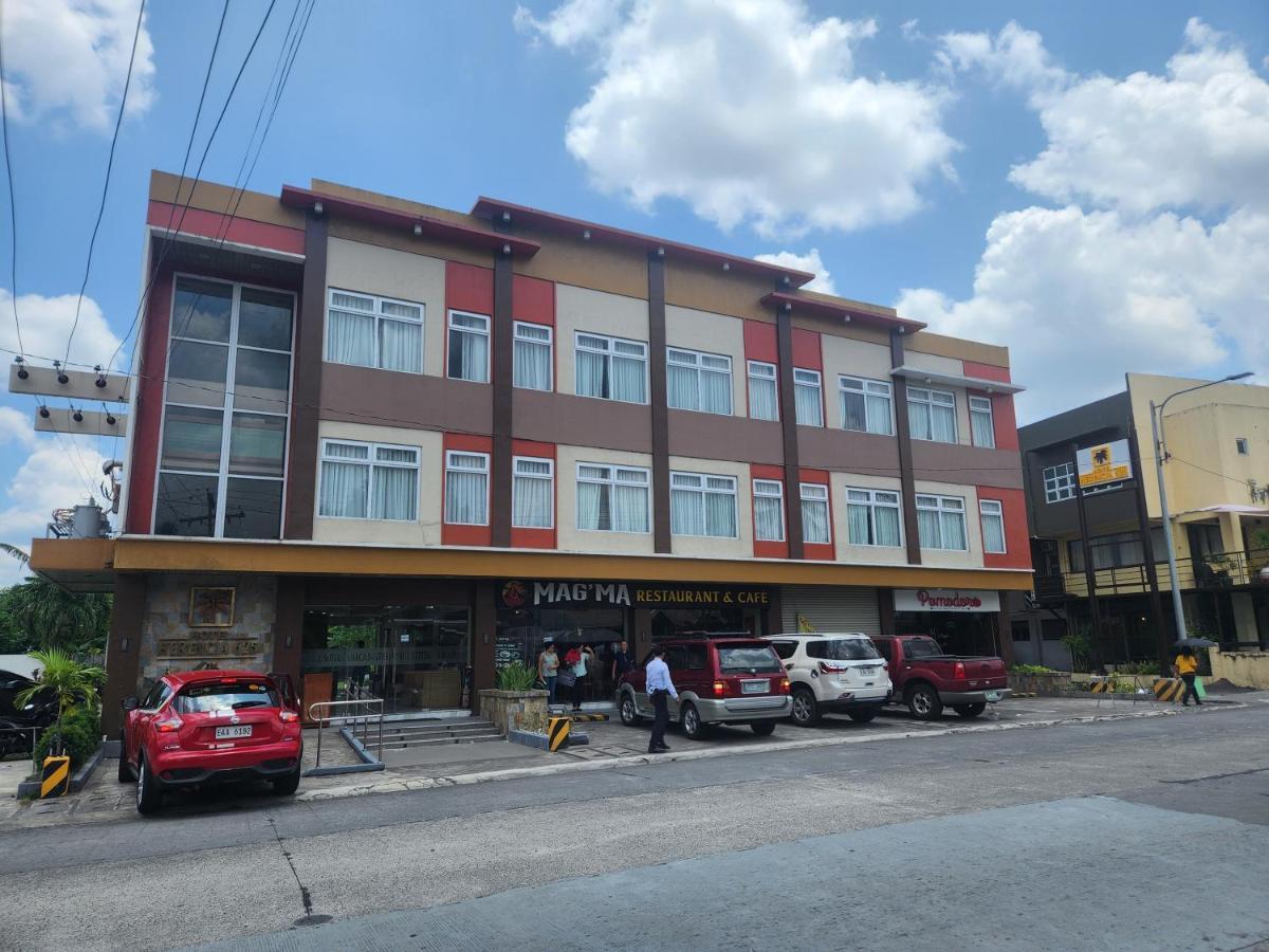 Hotel Herencia 625 Daraga  エクステリア 写真